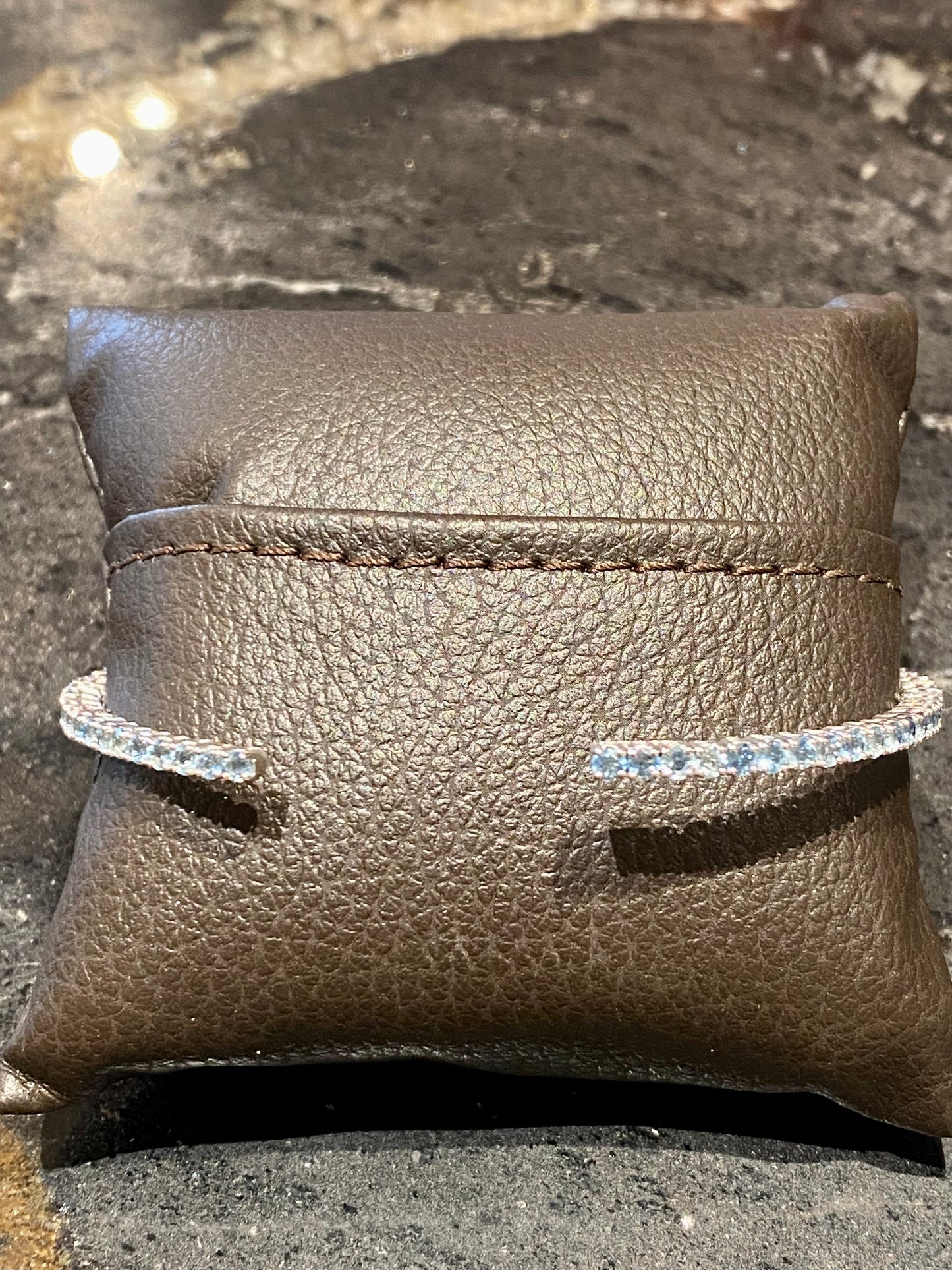 18K BLUE TOPAZ BANGLE