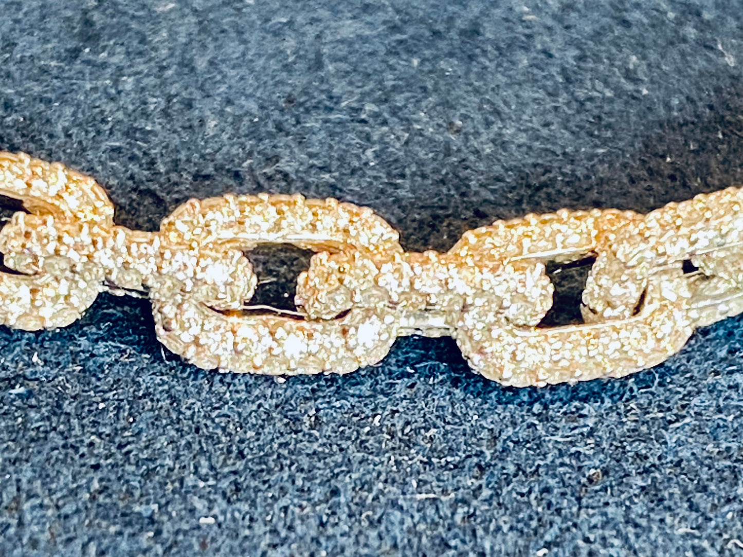 18KW 7.56ctw Pave Diamond Open Link Bracelet