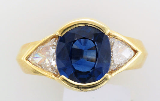 18KY Sapphire and Diamond Ring