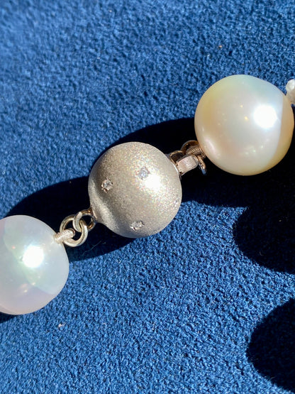 White South Sea Cultured Pearl Necklace