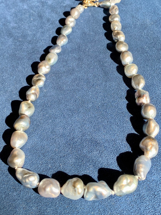 Keshi Pearl Necklace