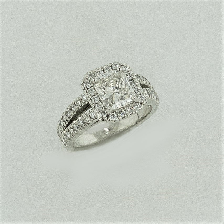 18KW Radiant Halo Diamond Ring