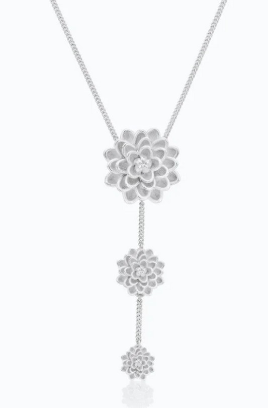 Silver Dalia Three Flower necklace